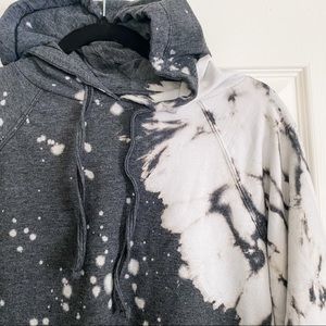 BLACK BLEACH SPLATTER TERRY PULLOVER HOODIE